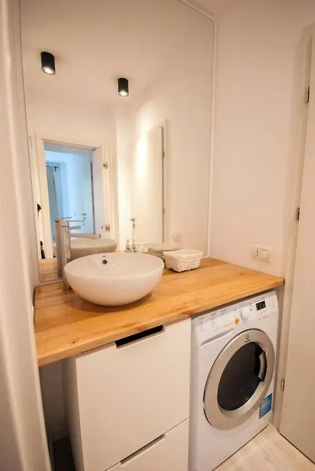 Retro Midtown Apartment Bucureşti România