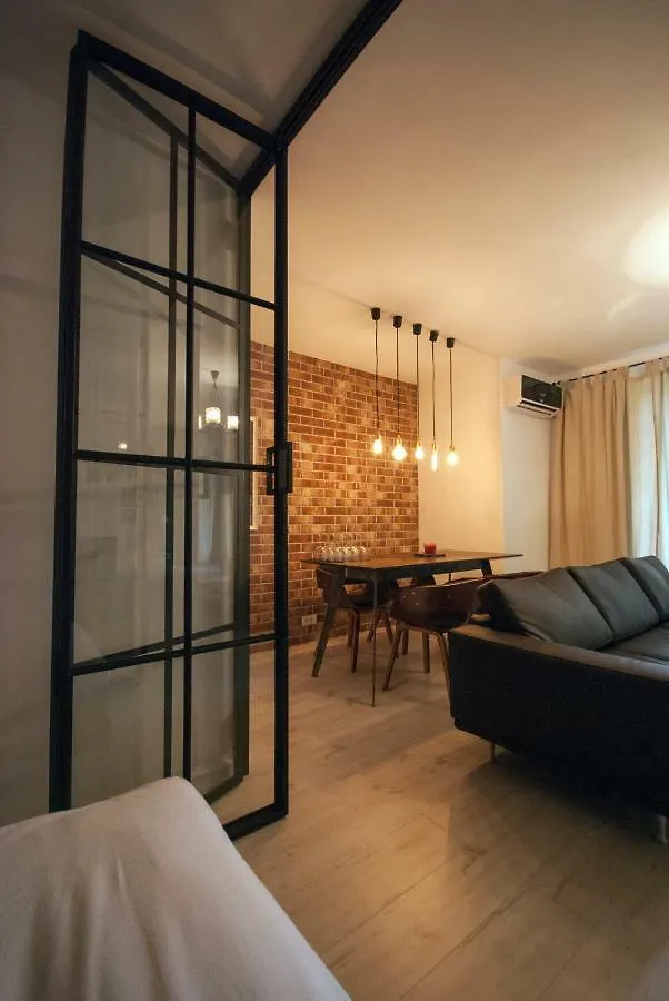 Retro Midtown Apartment Bucureşti
