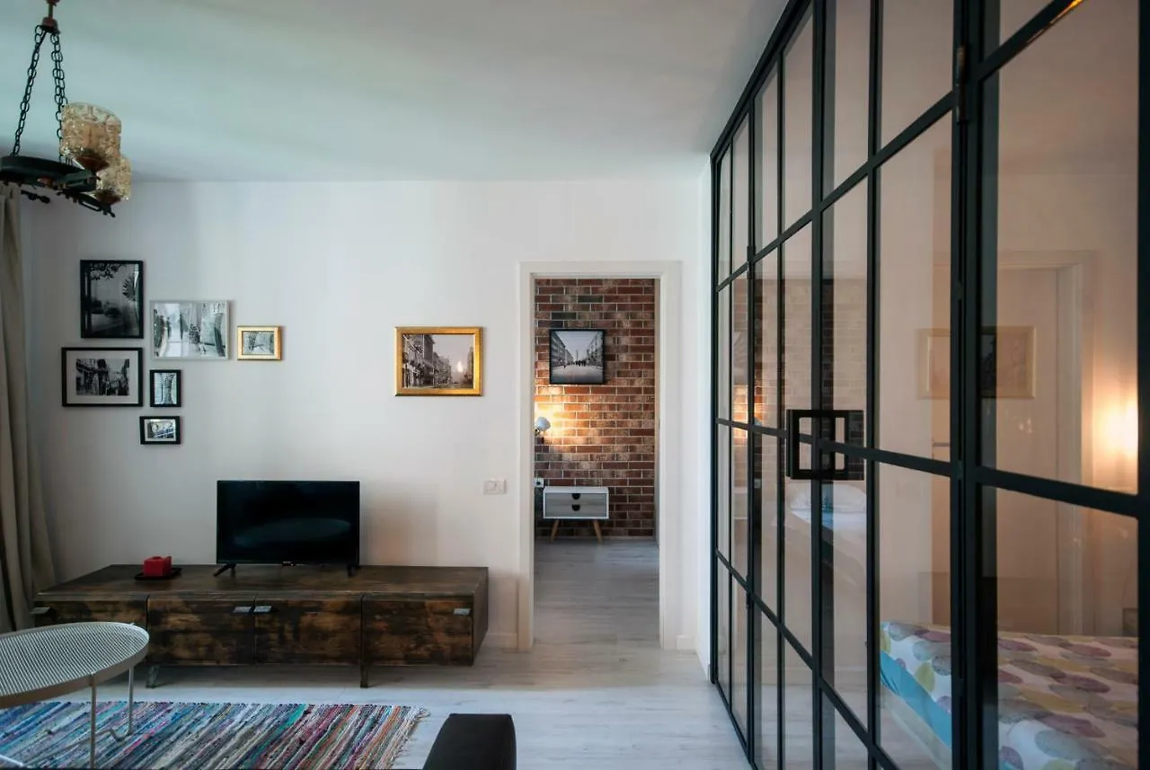 Retro Midtown Apartment Bucureşti