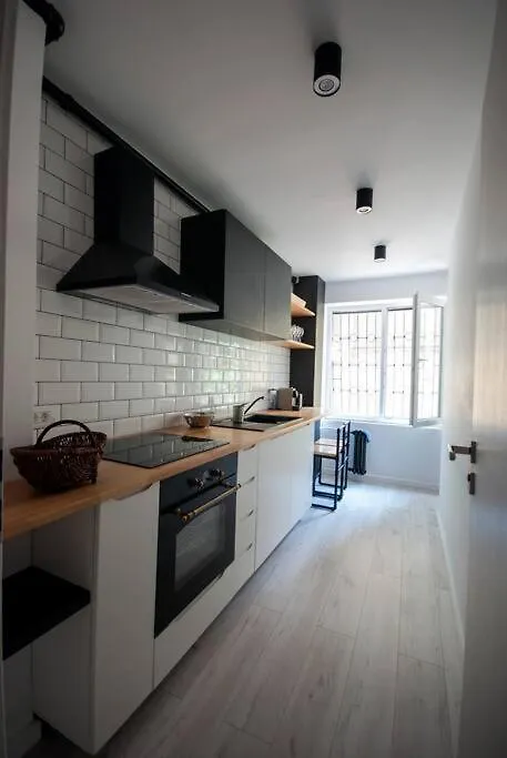 Retro Midtown Apartment Bukarest